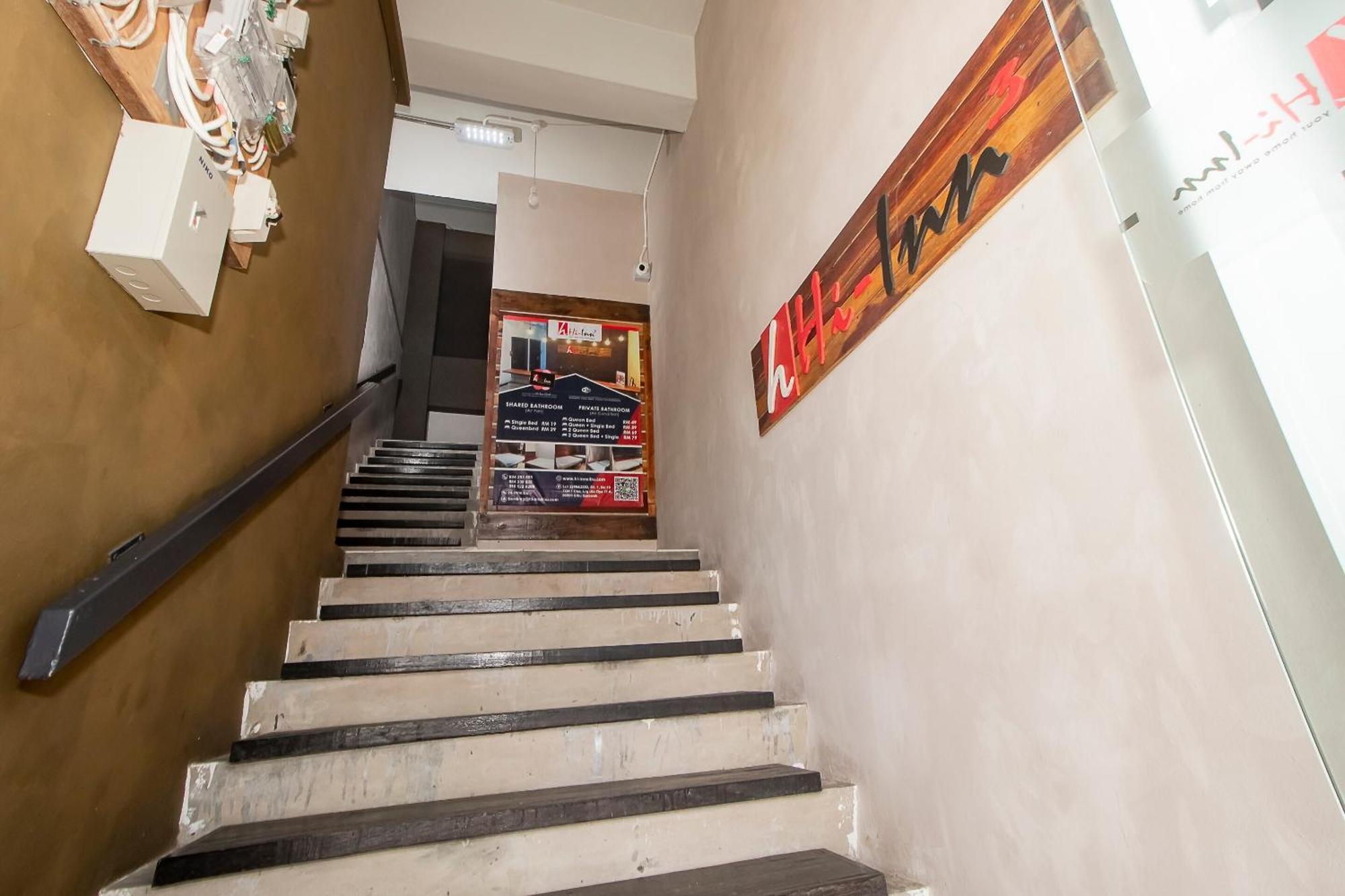 Oyo 90094 Hi Inn 3 Сибу Екстериор снимка